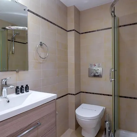 Lägenhetshotell Rouchotas Argostoli (Kefalonia)