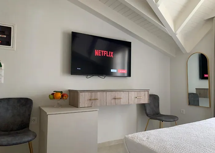 Argostοli Bay Apartments Aparthotel 4*