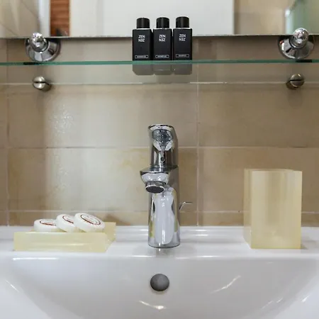 Lägenhetshotell Rouchotas