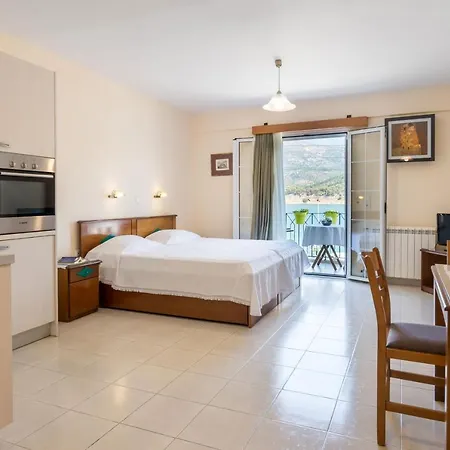 Rouchotas Lägenhetshotell