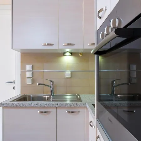 Rouchotas Lägenhetshotell Argostoli (Kefalonia)