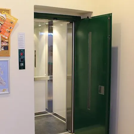 Rouchotas Lägenhetshotell *