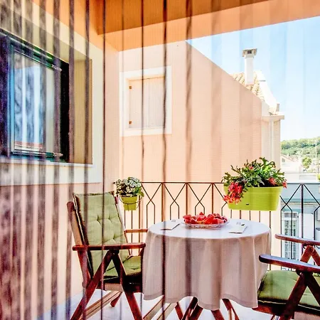 Rouchotas Lägenhetshotell