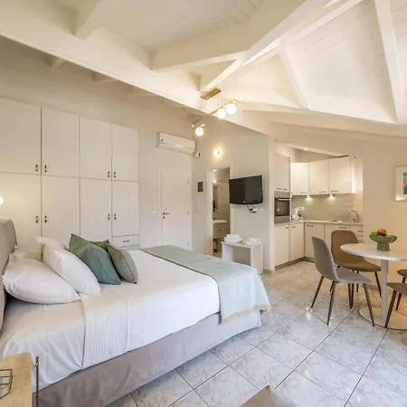 Argostοli Bay Aparthotel 4*