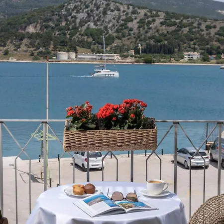Argostοli Bay Aparthotel 4*