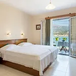 Argostοli Bay Ex Rouchotas Aparthotel