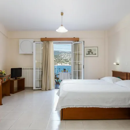 Rouchotas Aparthotel Argostoli (Kefalonia)