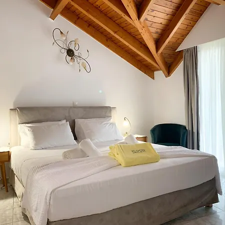 Aparthotel Rouchotas *
