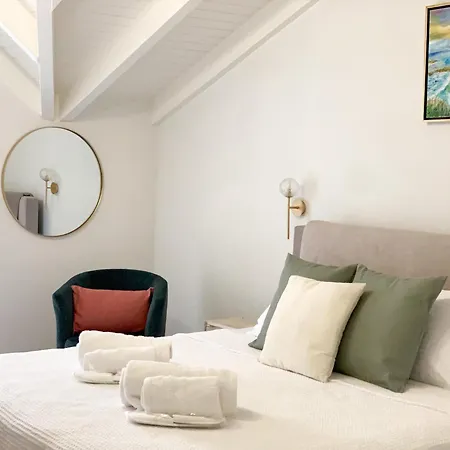 Aparthotel Rouchotas