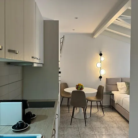 Aparthotel Rouchotas