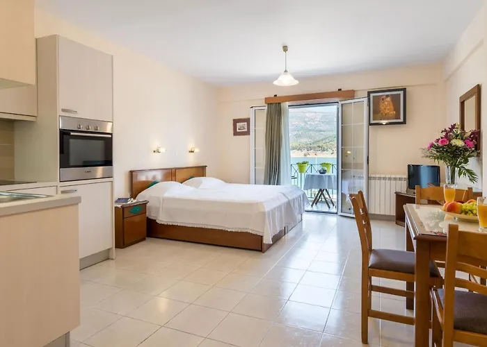 Argostοli Bay Aparthotel